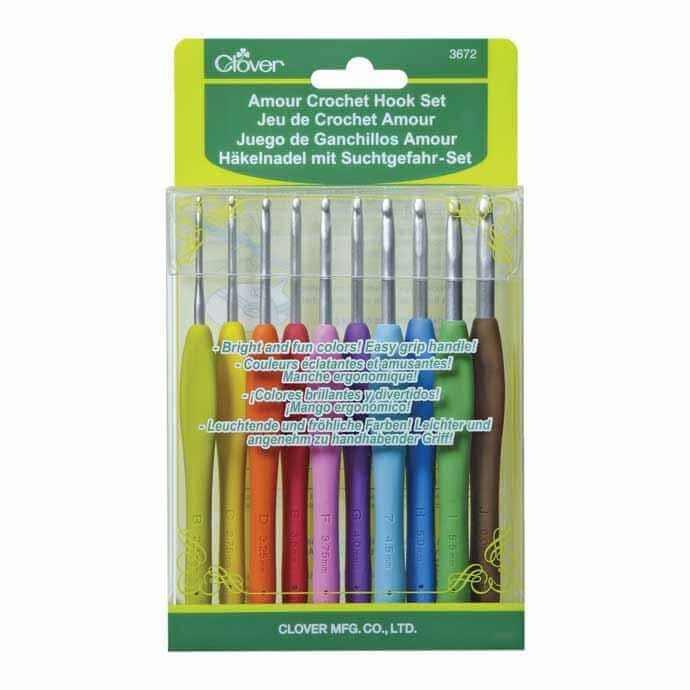 CLOVER - Amour Crochet Hook Set #3673 - #3675 - Les Laines Biscotte Yarns