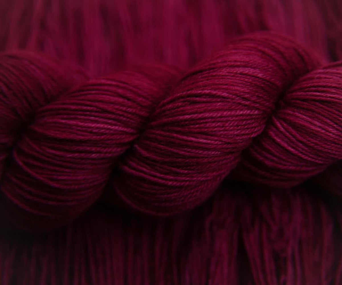 Hand-dyed Sock Yarn - BIS-SOCK BETTERAVE