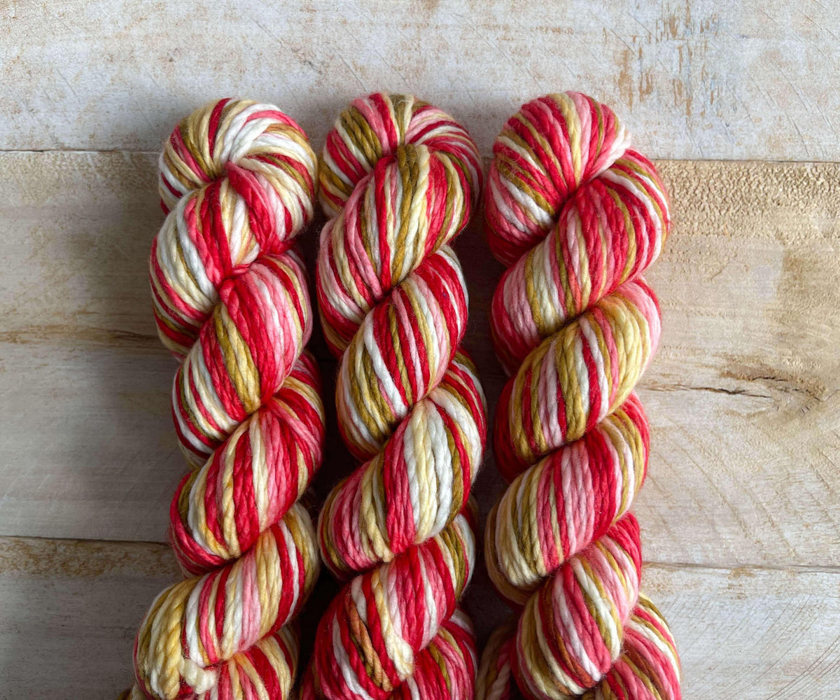 Heavy worsted weight yarn GRIFFON SABLÉ AUX FRAISES