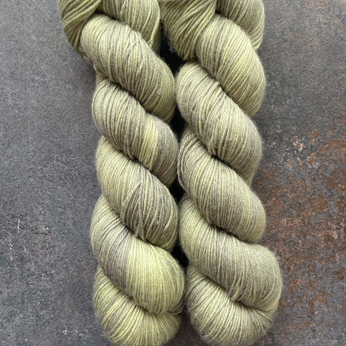 DK PURE SASSY SAGE - Les Laines Biscotte Yarns