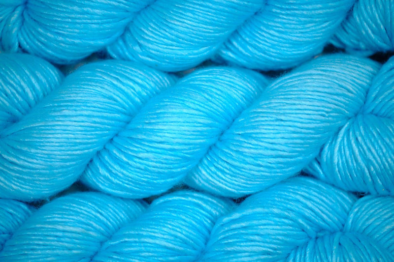 Merino & silk hand-dyed yarn ALBUS AQUA