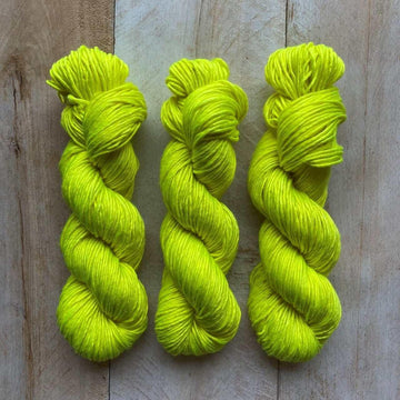 Merino & silk hand-dyed yarn ALBUS FLASH
