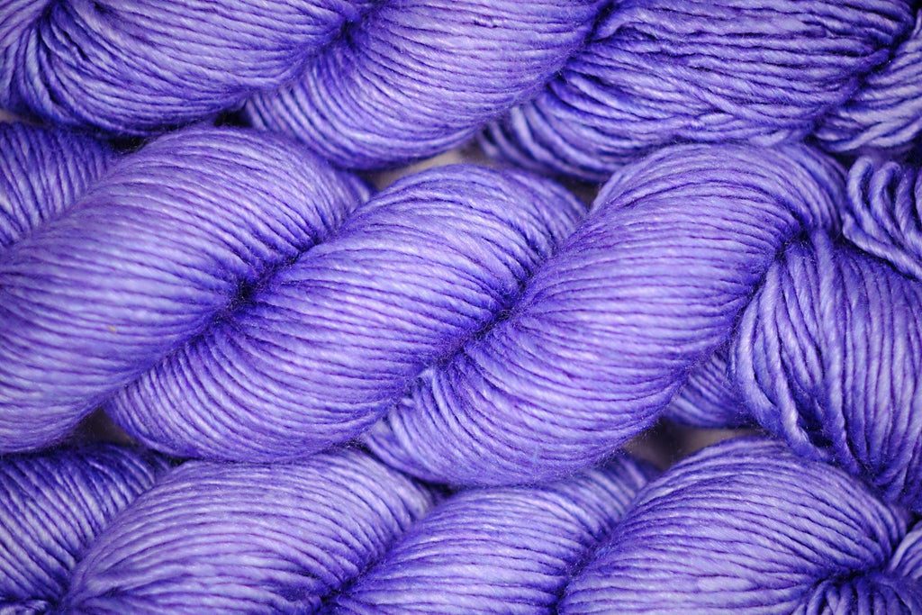 Merino & silk hand-dyed yarn ALBUS LAVANDE