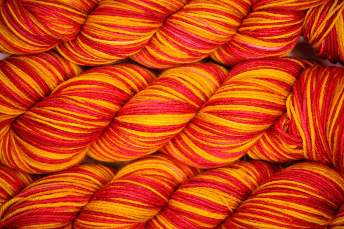 Self-Striping Sock Yarn - BIS-SOCK ÉCHARPE DU SORCIER