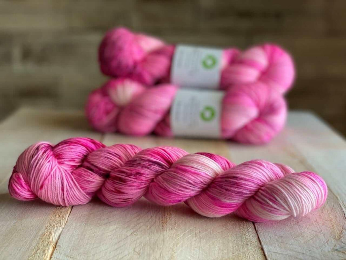 Hand-dyed Sock Yarn - BIS-SOCK LA VIE EN ROSE