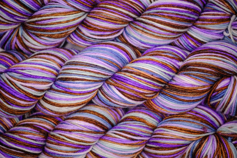 Self-Striping Sock Yarn - BIS-SOCK WIZARD