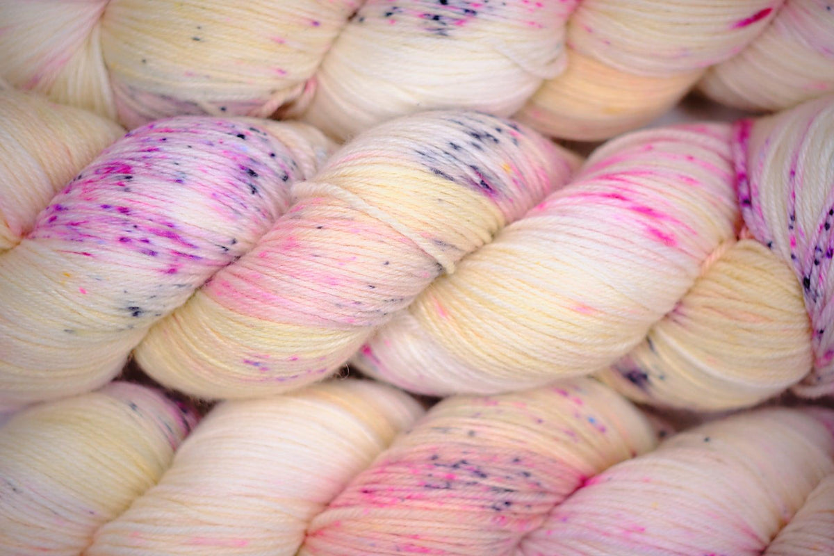 Hand-dyed Sock Yarn - BIS-SOCK CHEESE CAKE