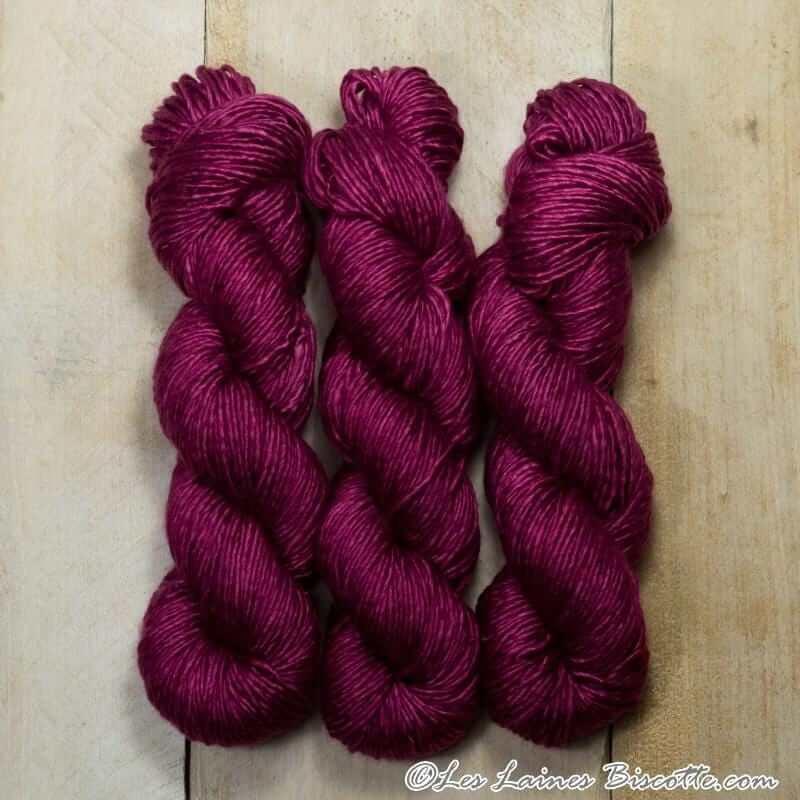 Merino & silk hand-dyed yarn ALBUS BETTERAVE