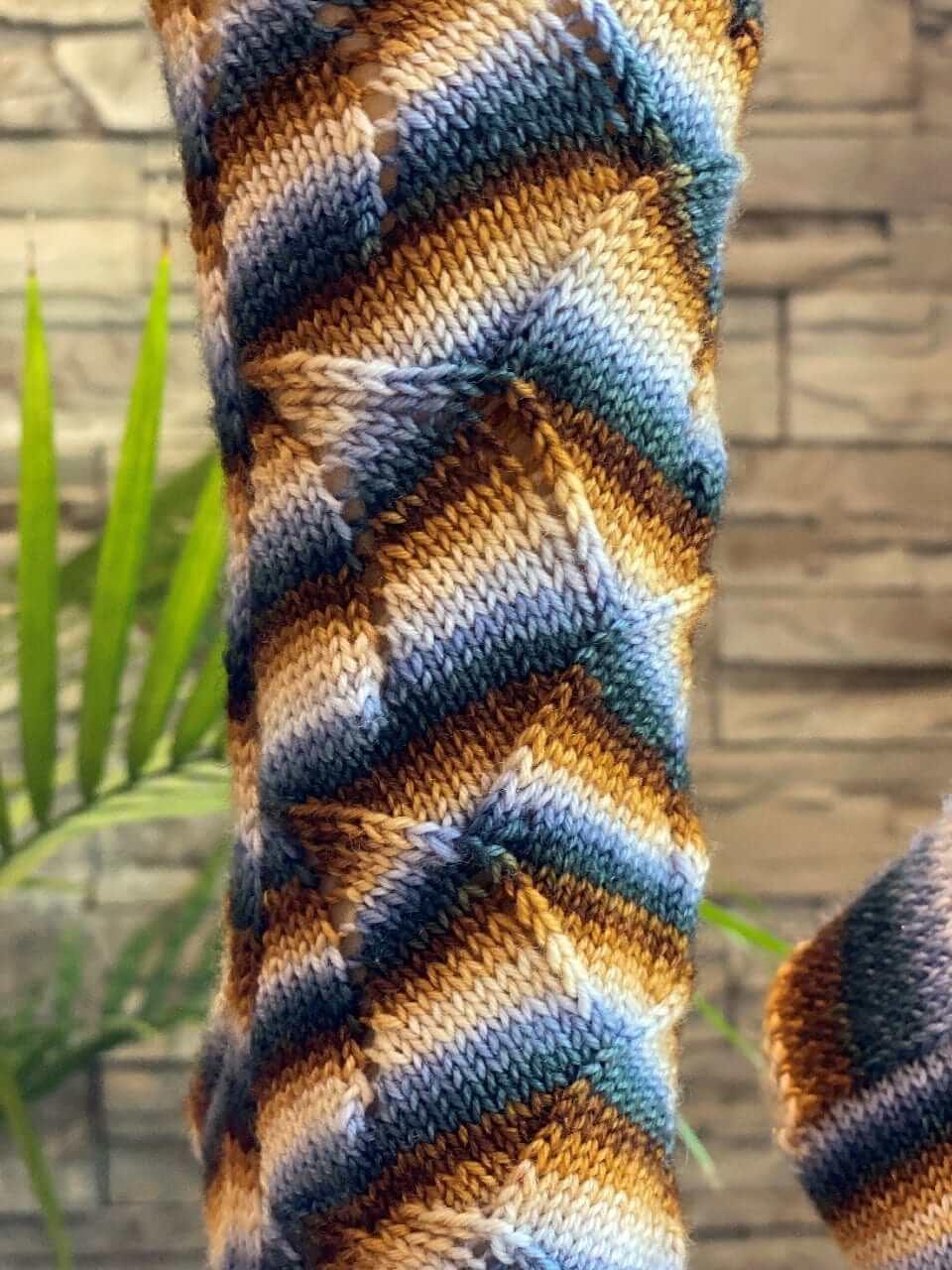 Big Bold Foliage Knitting Pattern