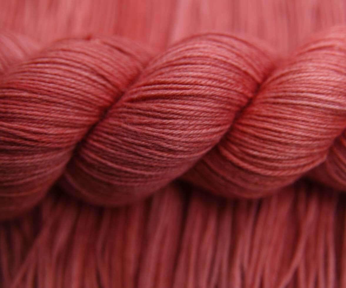 Hand-dyed Sock Yarn - BIS-SOCK SMOOTHIE