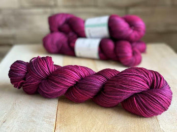 Hand-dyed yarn DK PURE LR CHARDON DK weight yarn