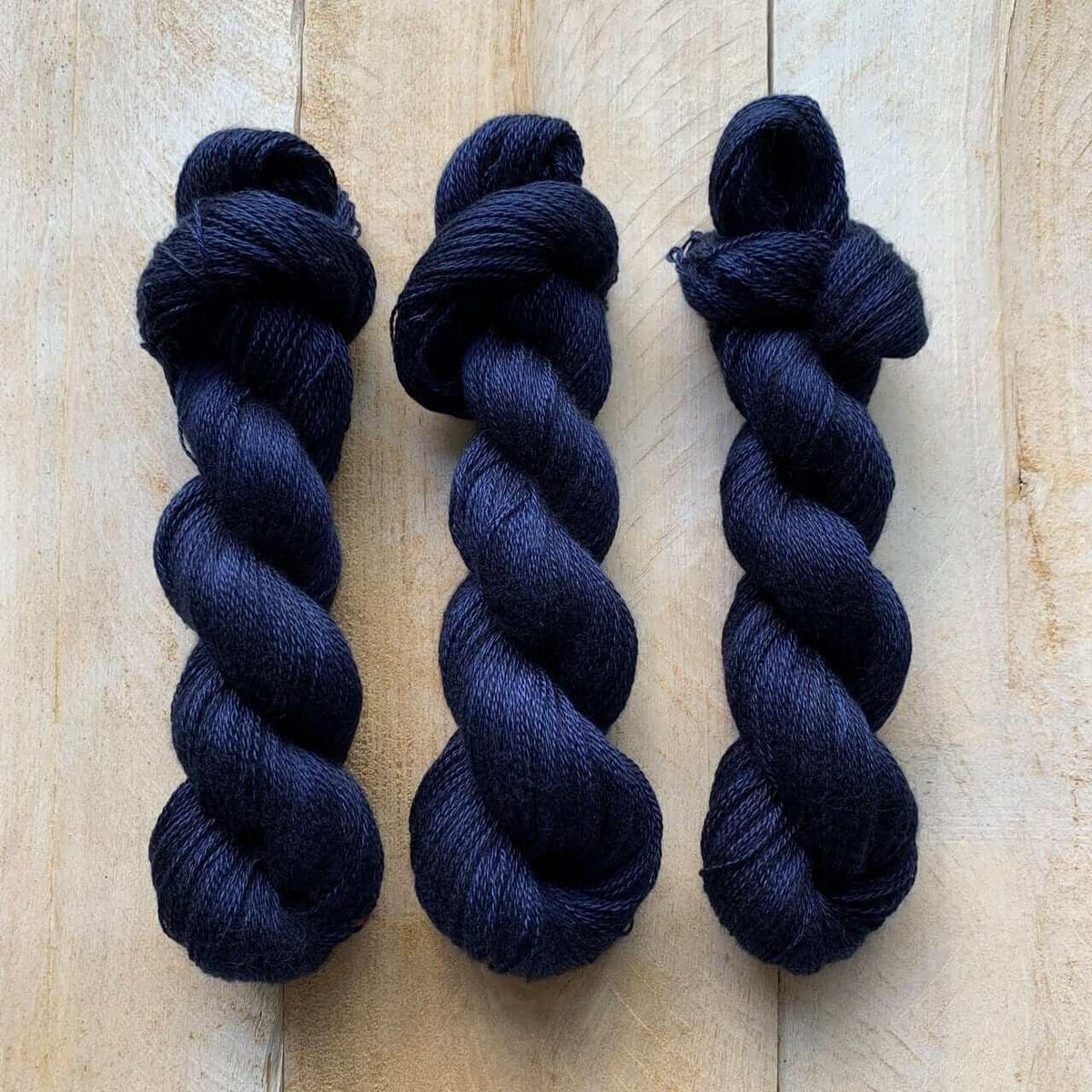 Hand-dyed CASHSILK NUIT lace yarn