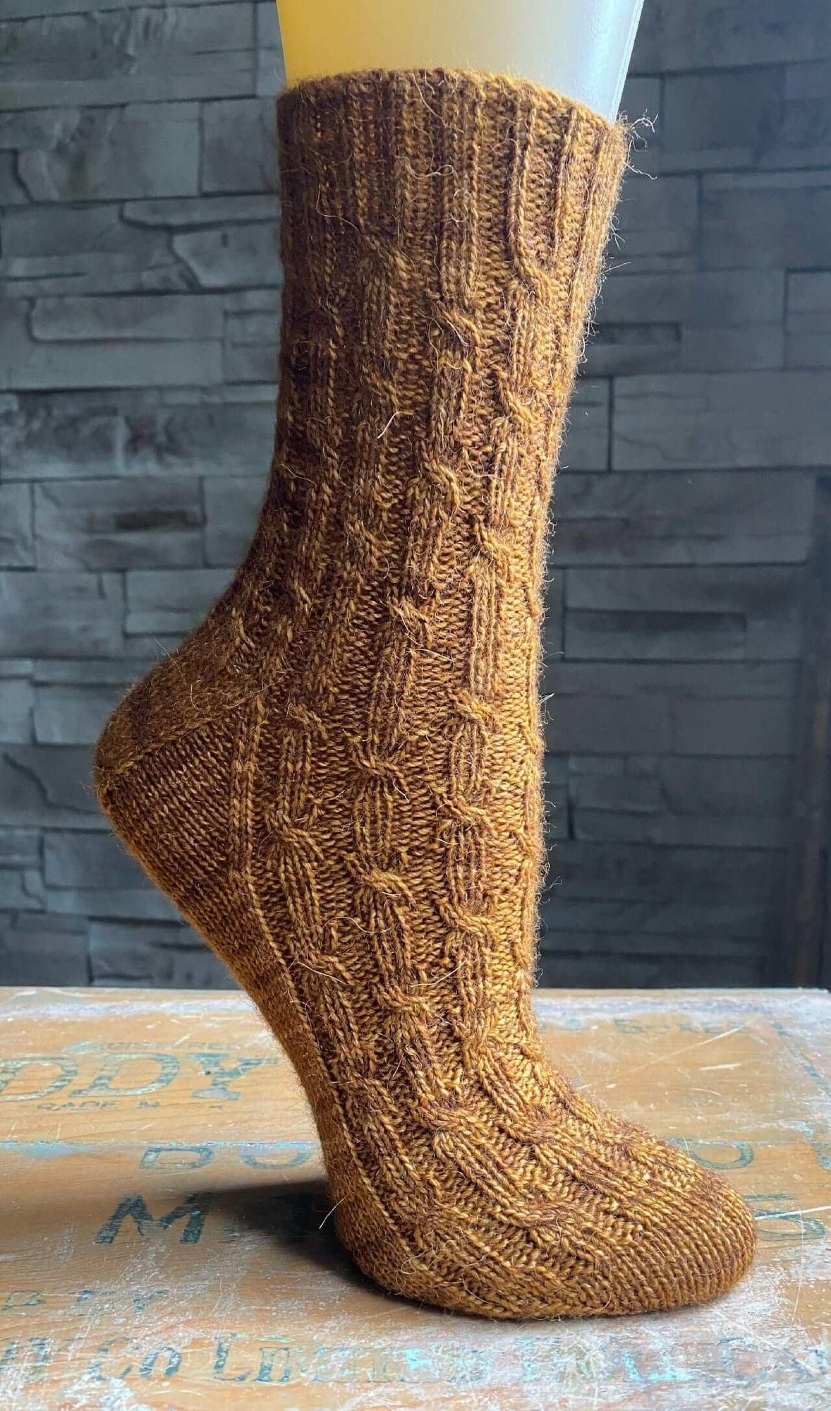 Chem-Chemney Socks Pattern