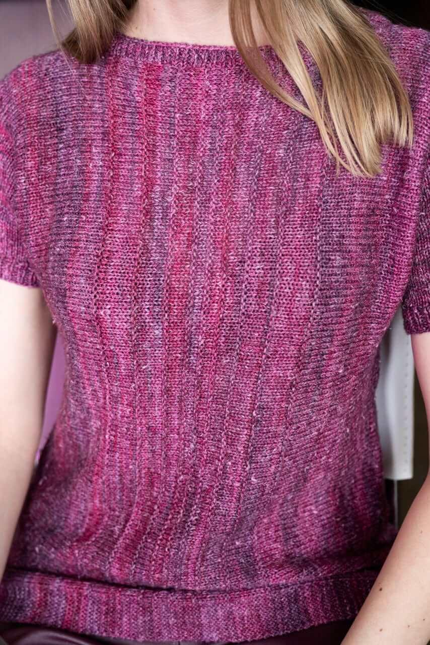 Vertiligne Pullover short sleeves - Free knitting pattern