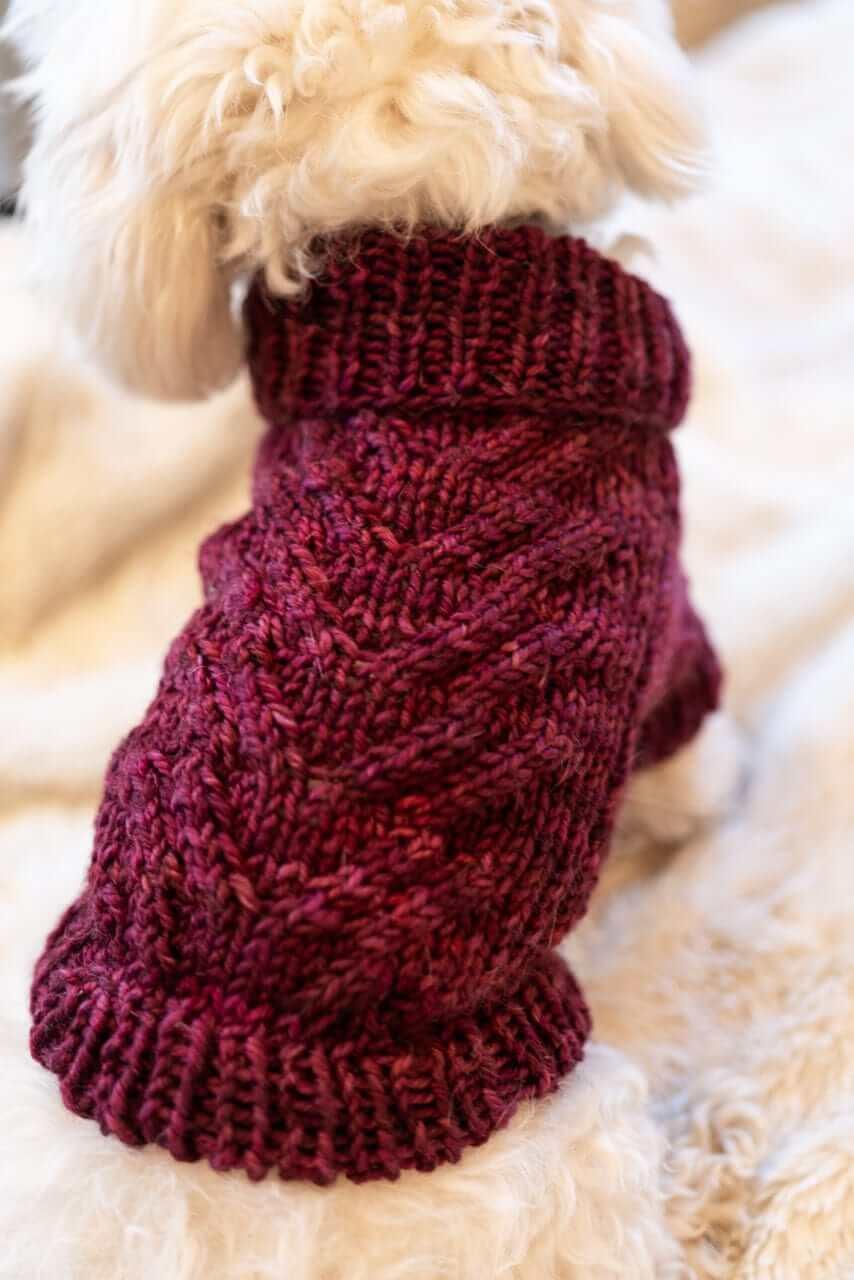 Engel Pullover Dog Pattern