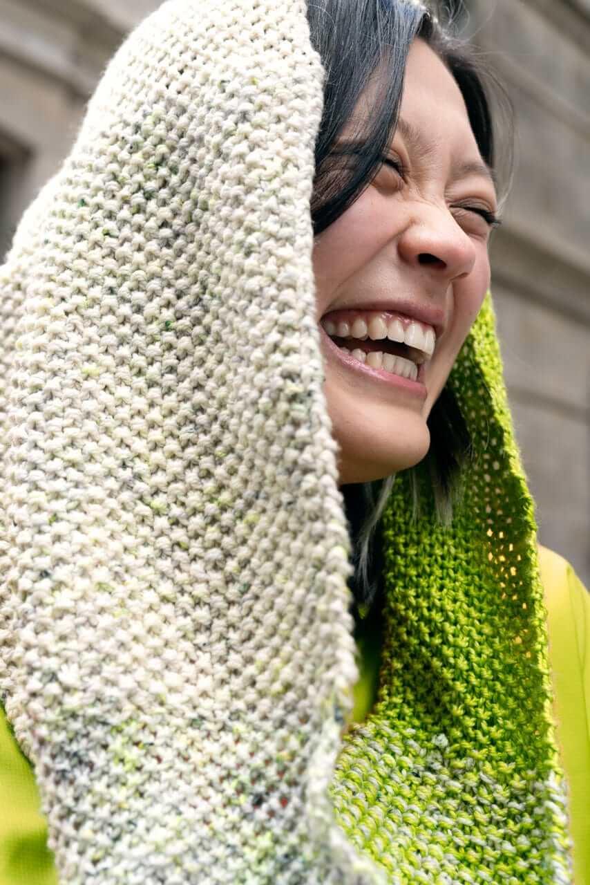 Brin de Folie Matching Hat & Scarf Knitting Patterns – Les Laines