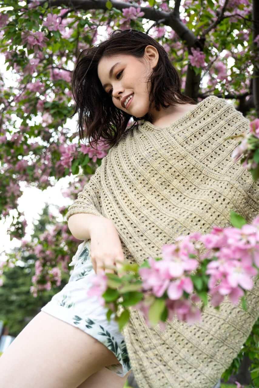 Zulia Poncho Knitting Pattern