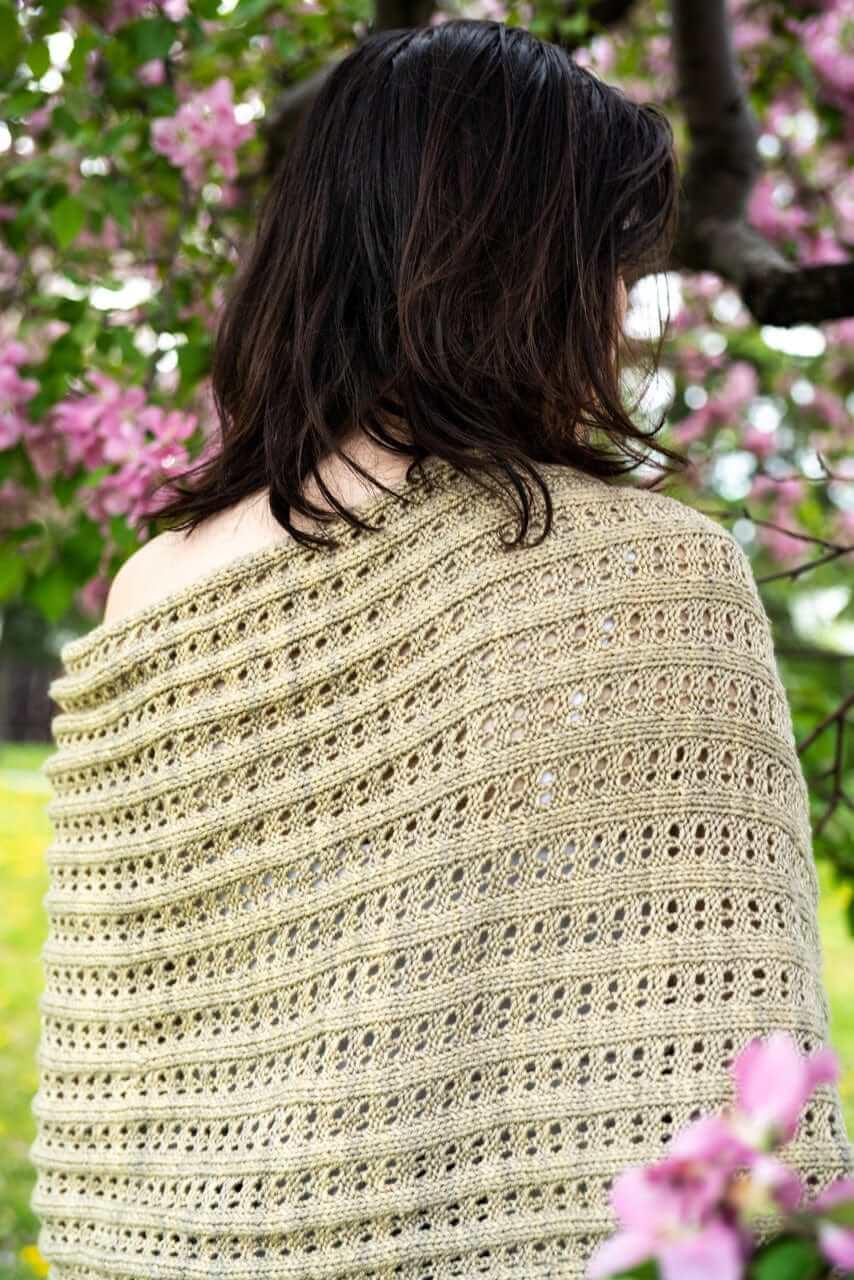 Zulia Poncho Knitting Pattern