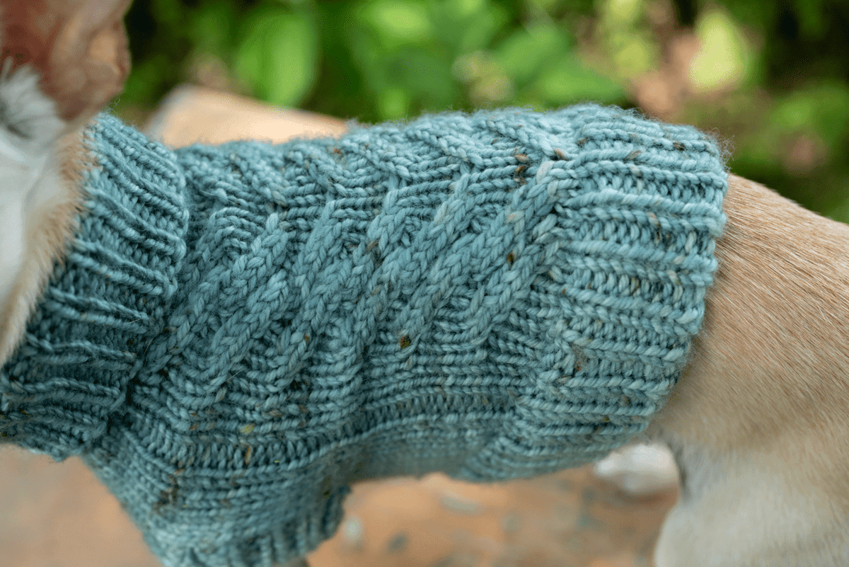 Engel Pullover Dog Pattern