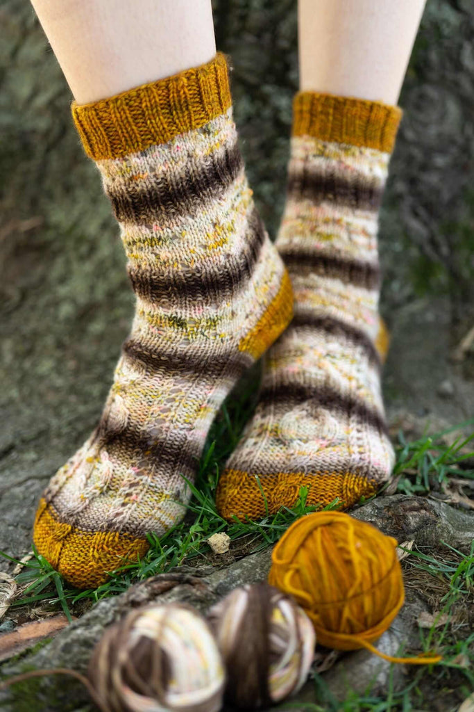 Tree Hollow Socks Pattern