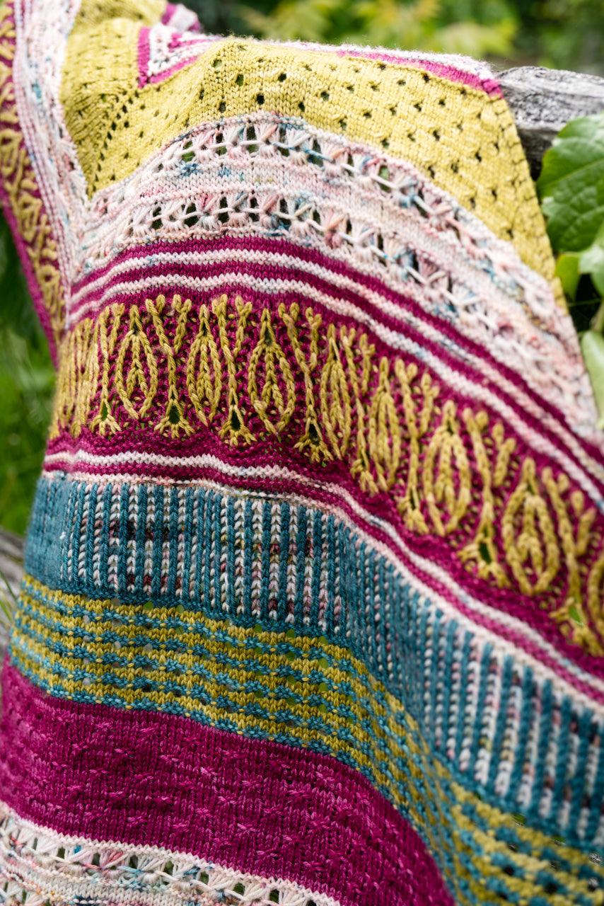 Triptyque Shawl Pattern - Les Laines Biscotte Yarns