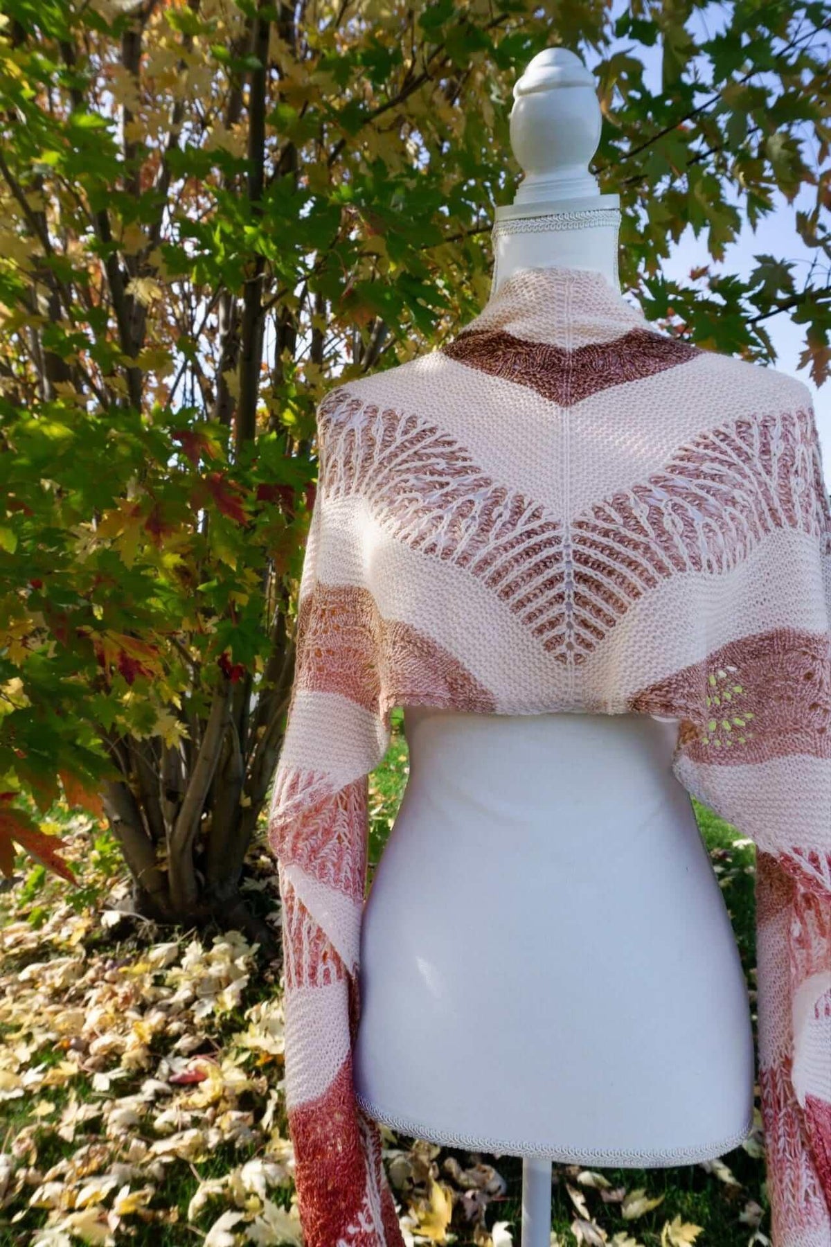 Knitting pattern Highlands Sunset Shawl