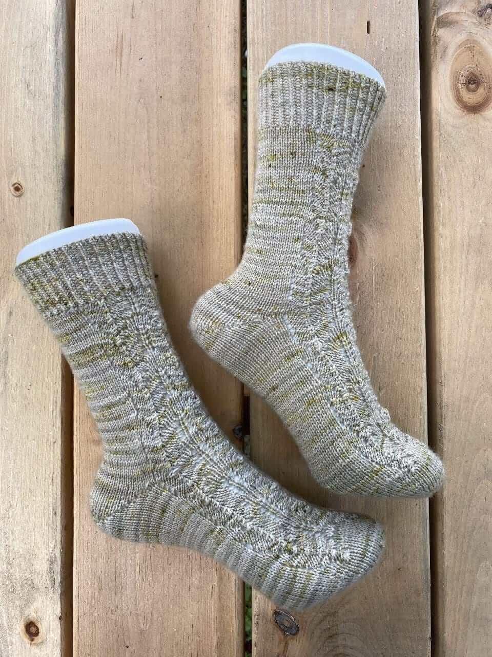 WALRUS KISSES Socks ♥ Knitting Pattern