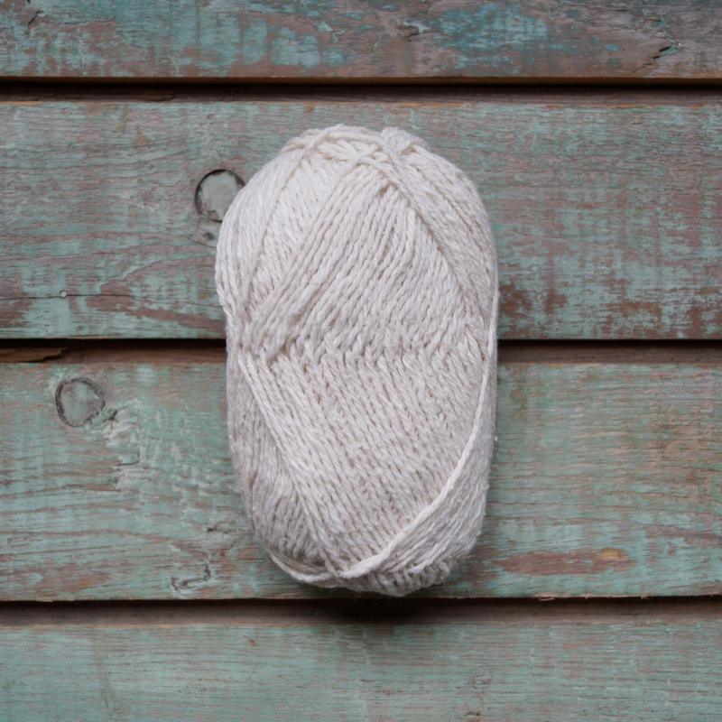 Pelote de laine et coton à tricoter TRIADE - Cheval Blanc