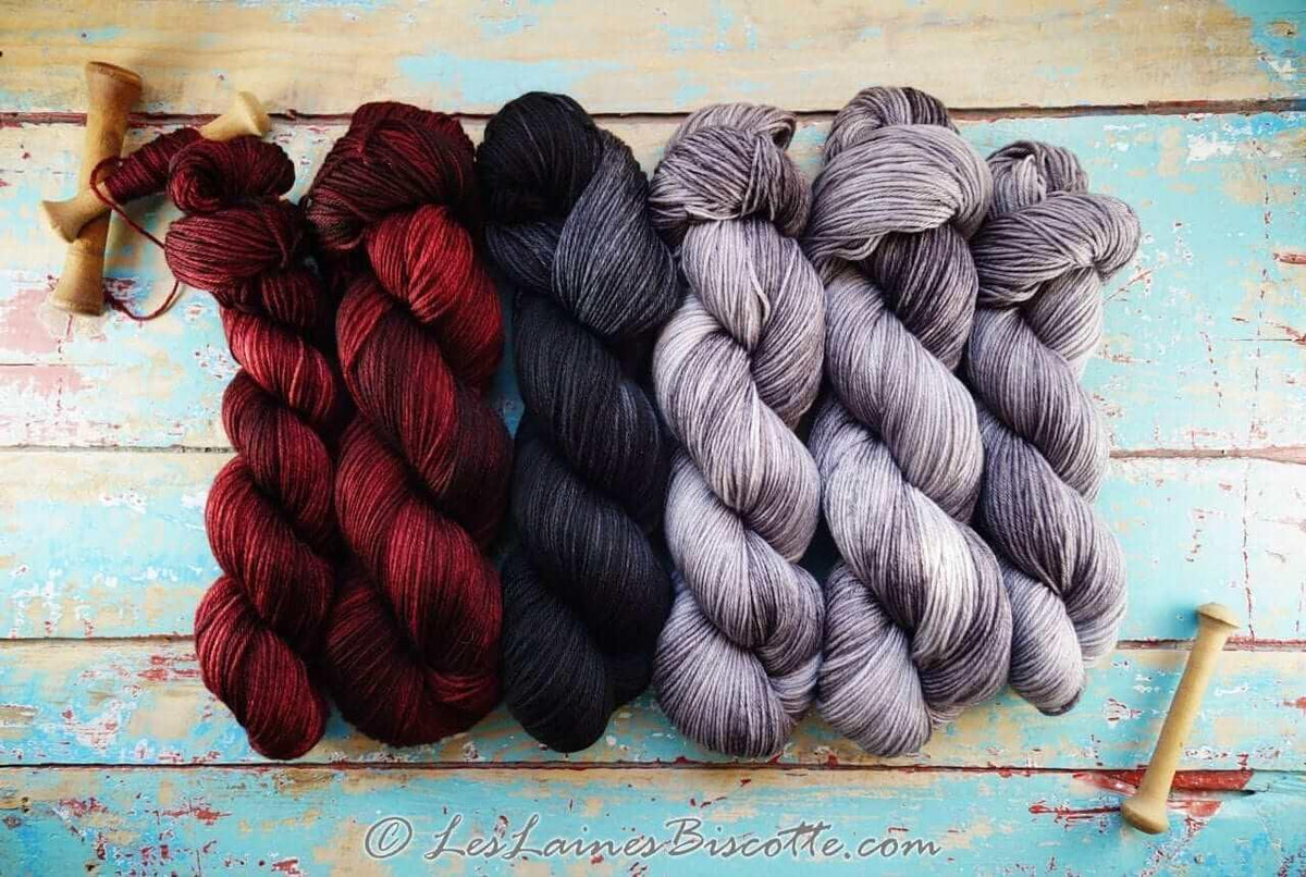 Yarn kit for crocheters to make the Anastasie shawl - Les Laines Biscotte Yarns