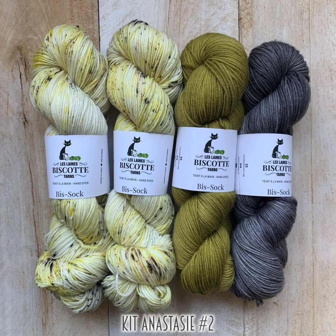 Yarn kit for crocheters to make the Anastasie shawl - Les Laines Biscotte Yarns