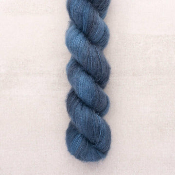 Brushed cashmere yarn hand-dyed DOLCE BLUE MOON