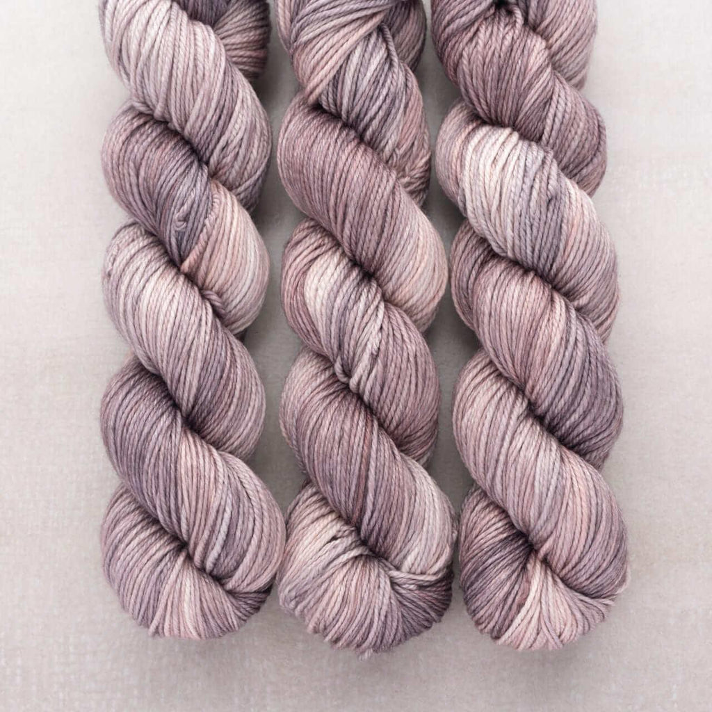 Hand-dyed yarn MERINO WORSTED BONHEUR D'OCCASION