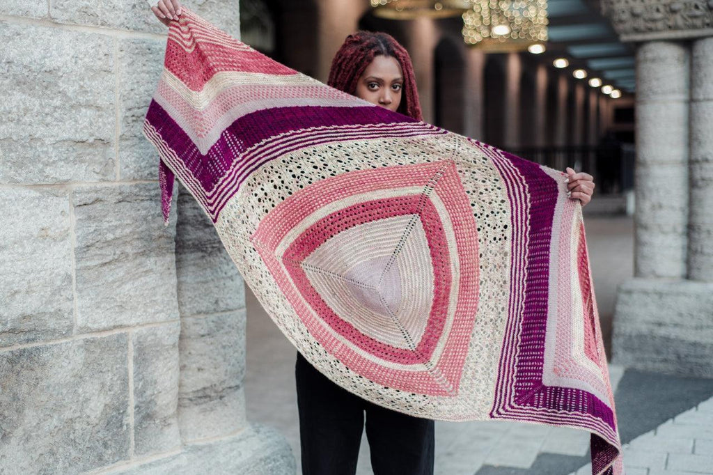 Biscotte's Shawl Knitting Game - A shawl that is played with dice!