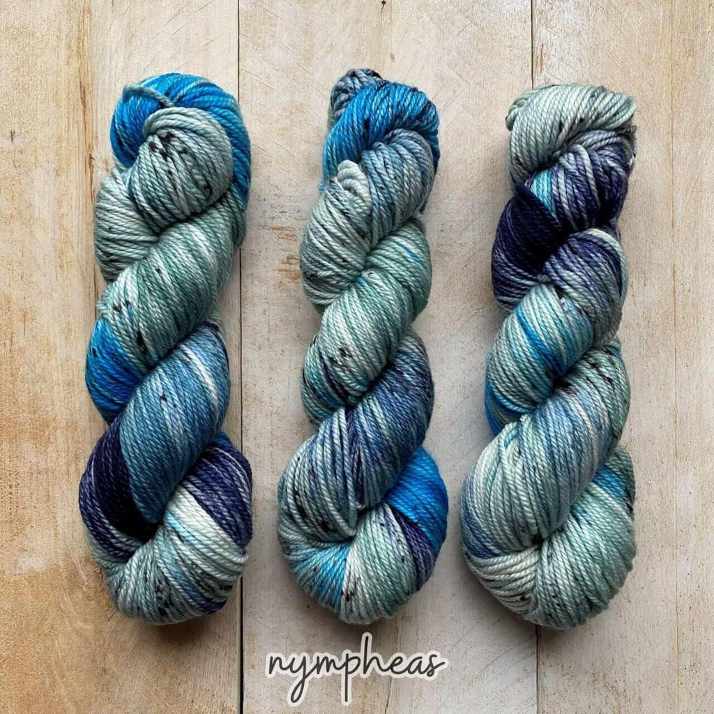 Hand-dyed yarn MERINO WORSTED NYMPHÉAS