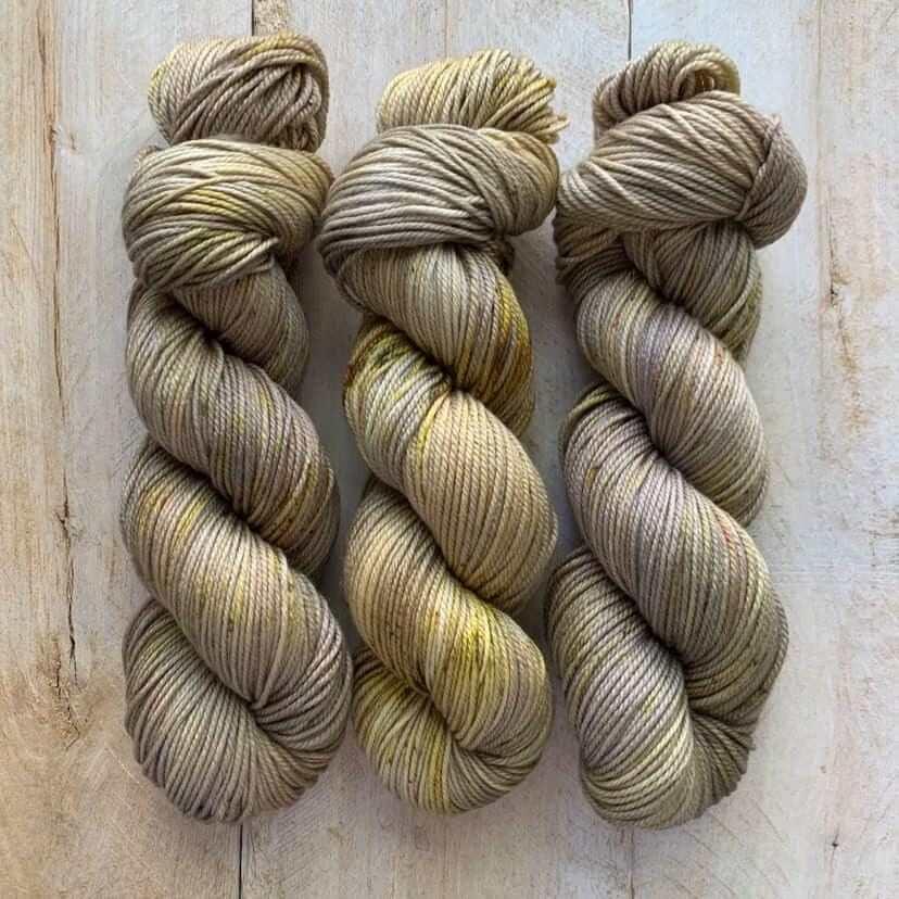 Hand-dyed yarn DK PURE LR MIEL CITRON DK weight yarn