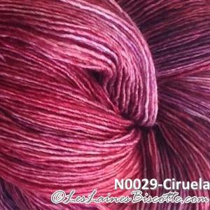 Manos del Uruguay Yarn - MARINA - Color: Ciruela N0029