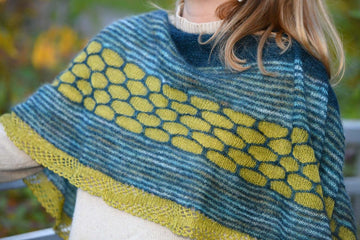 Nebra Sky shawl Knitting kit - Les Laines Biscotte Yarns