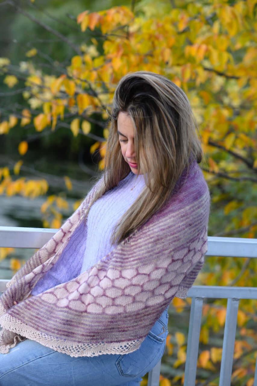 Nebra Sky shawl Knitting kit - Les Laines Biscotte Yarns