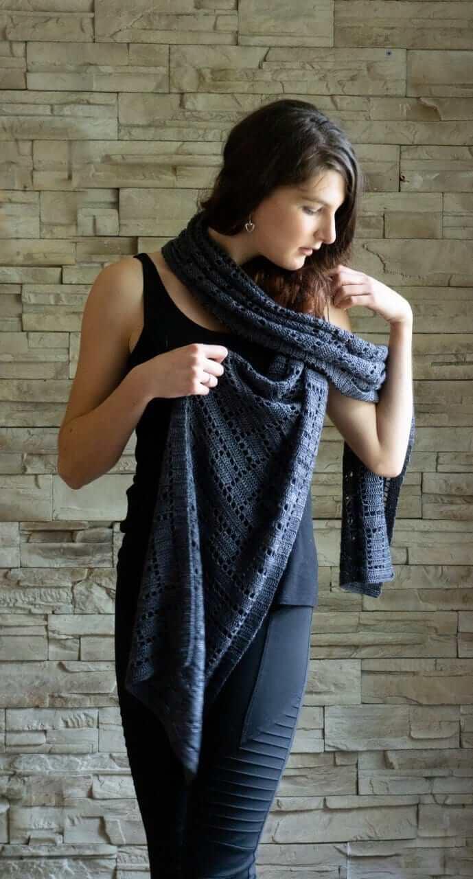 Plain Weave ♥ Crochet Shawl Pattern