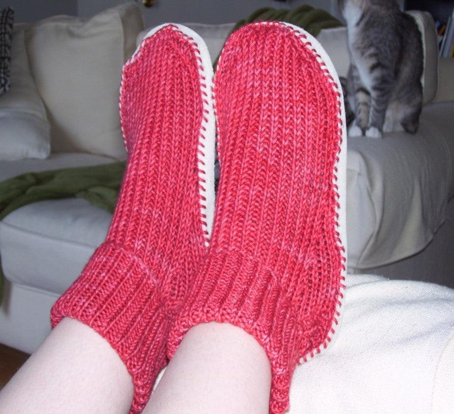 Pantoufles avec semelle en suède par Catherine Laplante PATRON