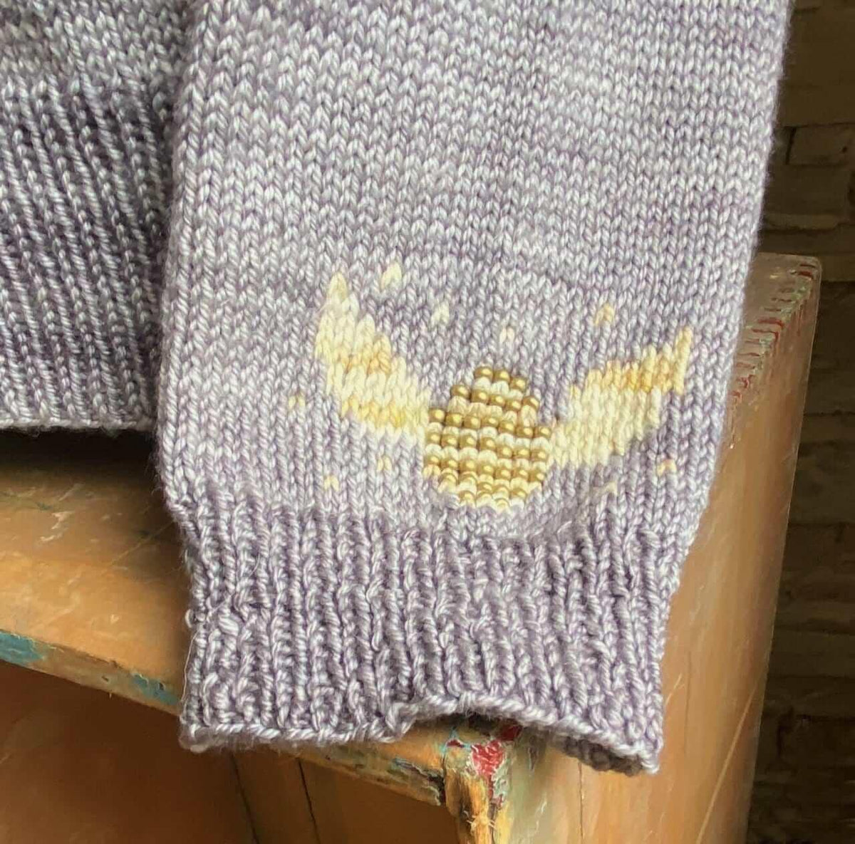 Quidditch Yoke Pullover - Knitting pattern – Les Laines Biscotte Yarns