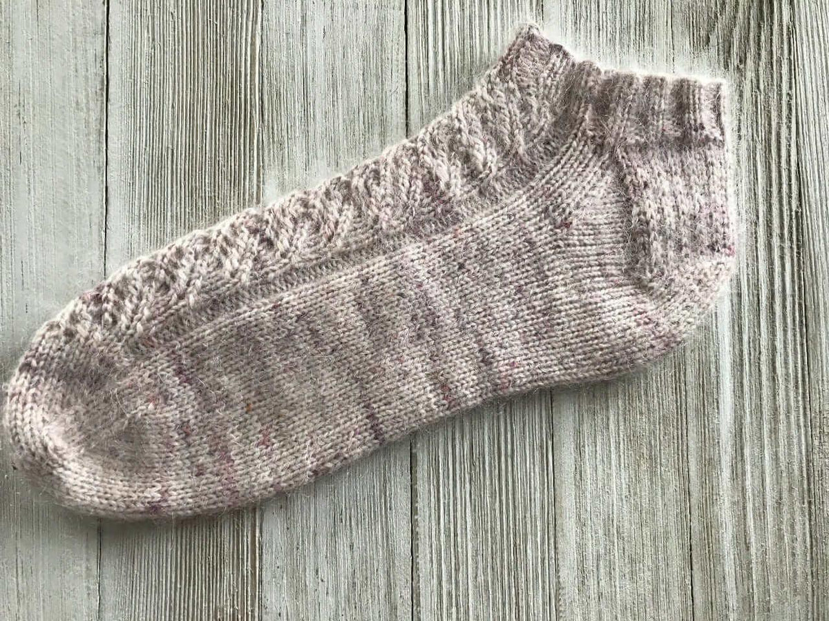 CLOUD 9 Free Knitting Socks Pattern