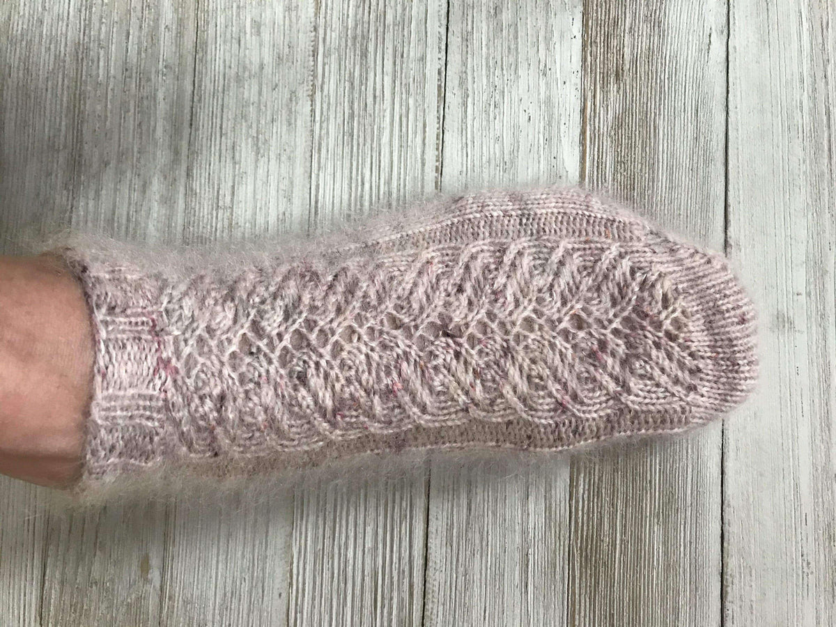 CLOUD 9 Free Knitting Socks Pattern