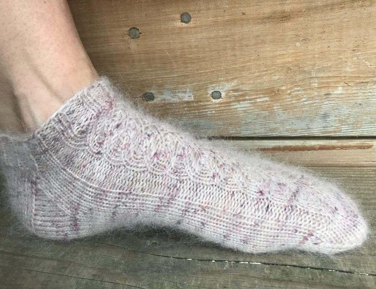 CLOUD 9 Free Knitting Socks Pattern