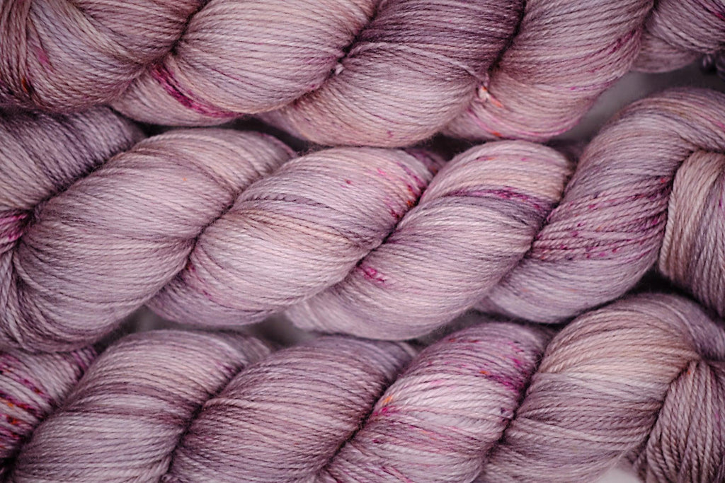 Hand-dyed SUPER SOCK COURTISANE yarn