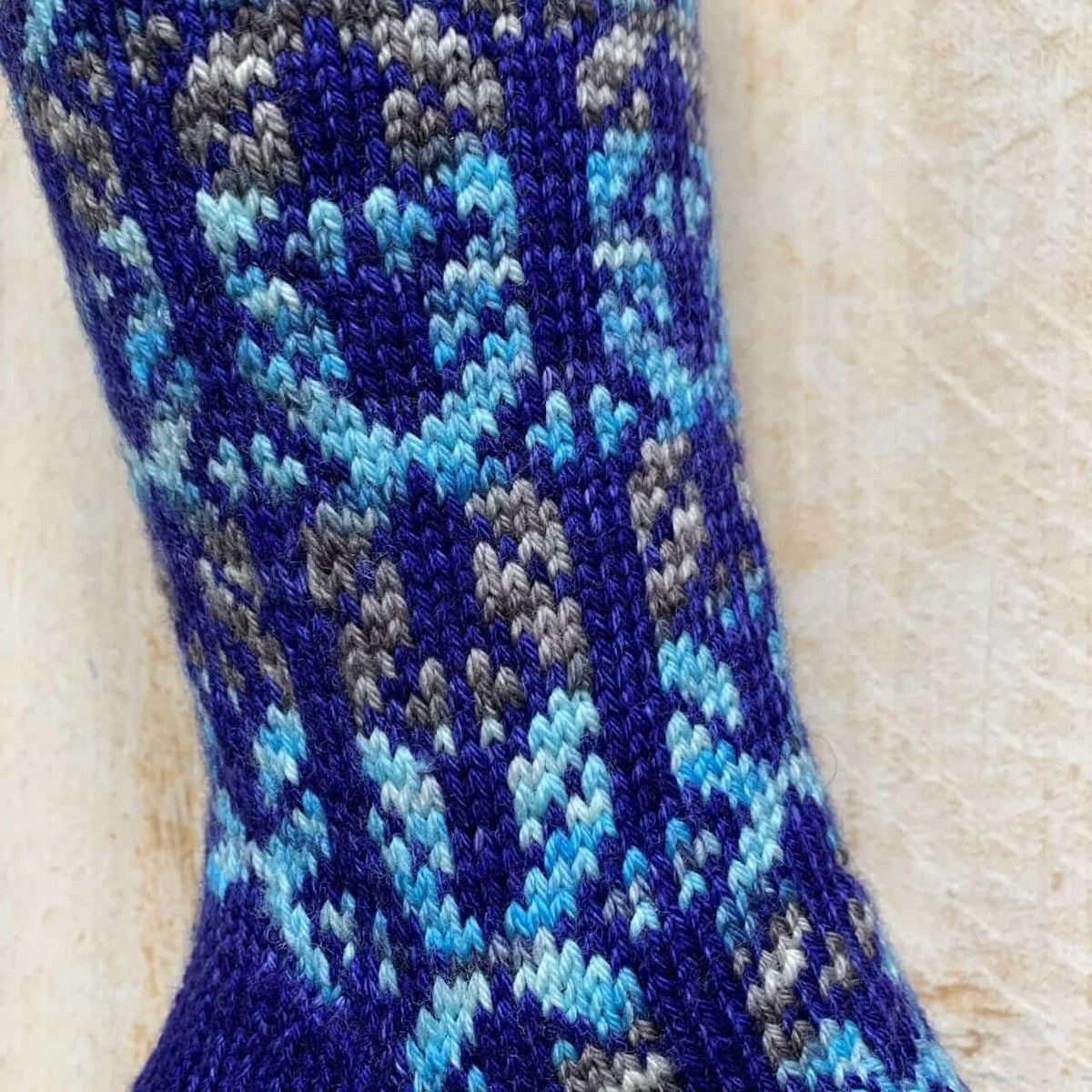 XO Socks Knitting Pattern