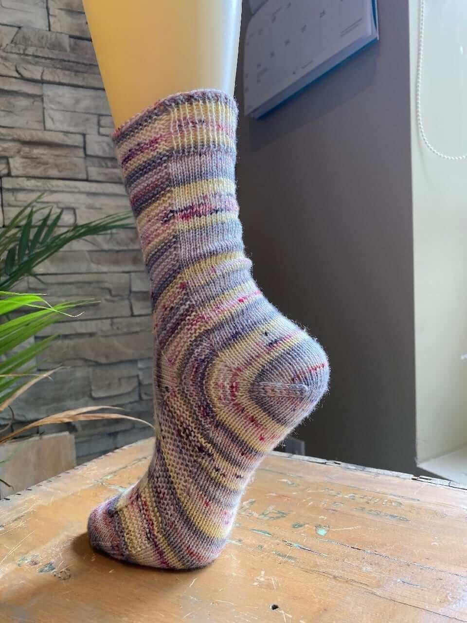 Stoïque Free sock pattern