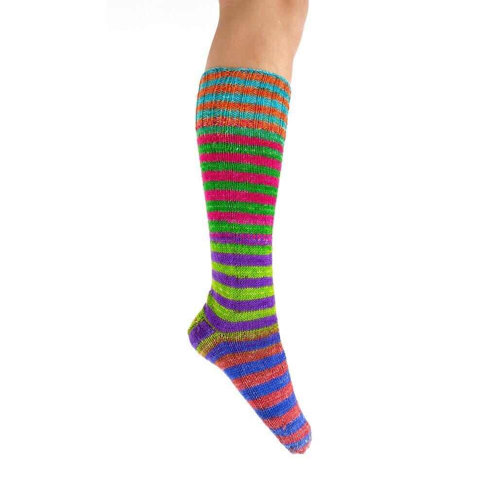 Urth Uneek - Self-Striping Matching Sock-Kit - Color: DUS67