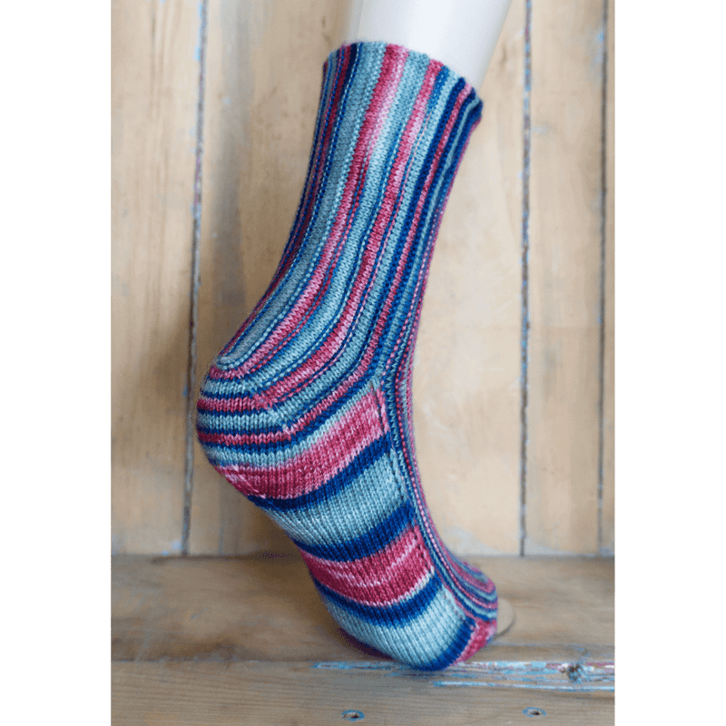 FREE SOCK PATTERN - EANRIN