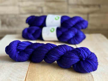 Hand-dyed Sock Yarn - BIS-SOCK VIOLETTE